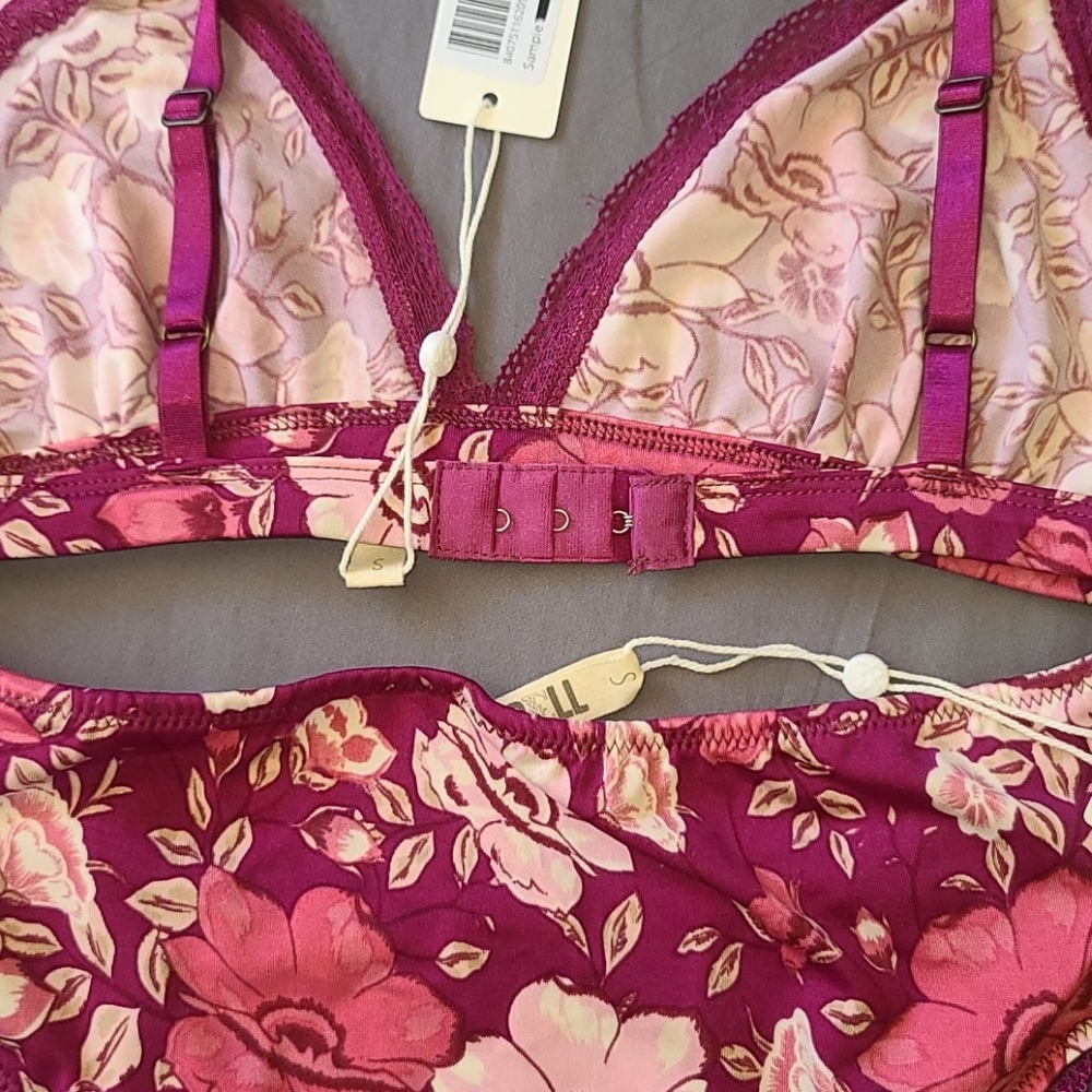Rare spell designs winona berry sample intimates S - Picture 9 of 10